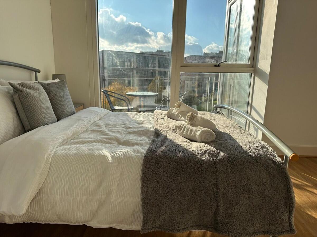 Luxury 1 Bedroom Apartment - City Centre - Balcony - Near O2 Academy 伯明翰 外观 照片